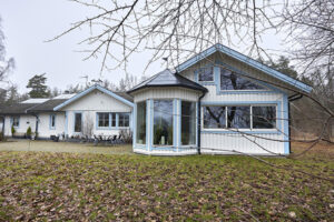 Elektroskandis kundtidning. Elförbättringar på villa Öland. David Gissberg, Martin Lovén, Per Ohlsen. Karlöf Content.<br /> Fotograf MatsfSamuelsson